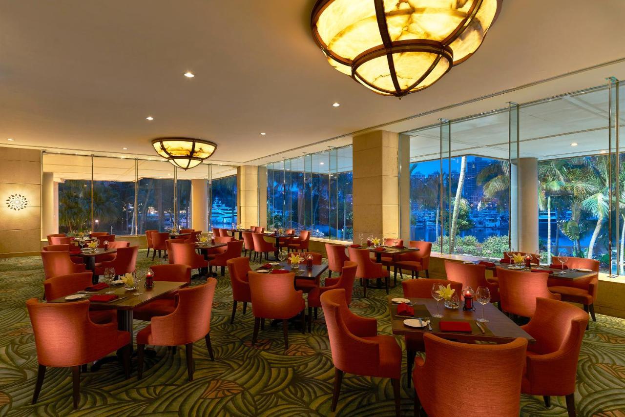 Hong Kong Gold Coast Hotel Exteriör bild