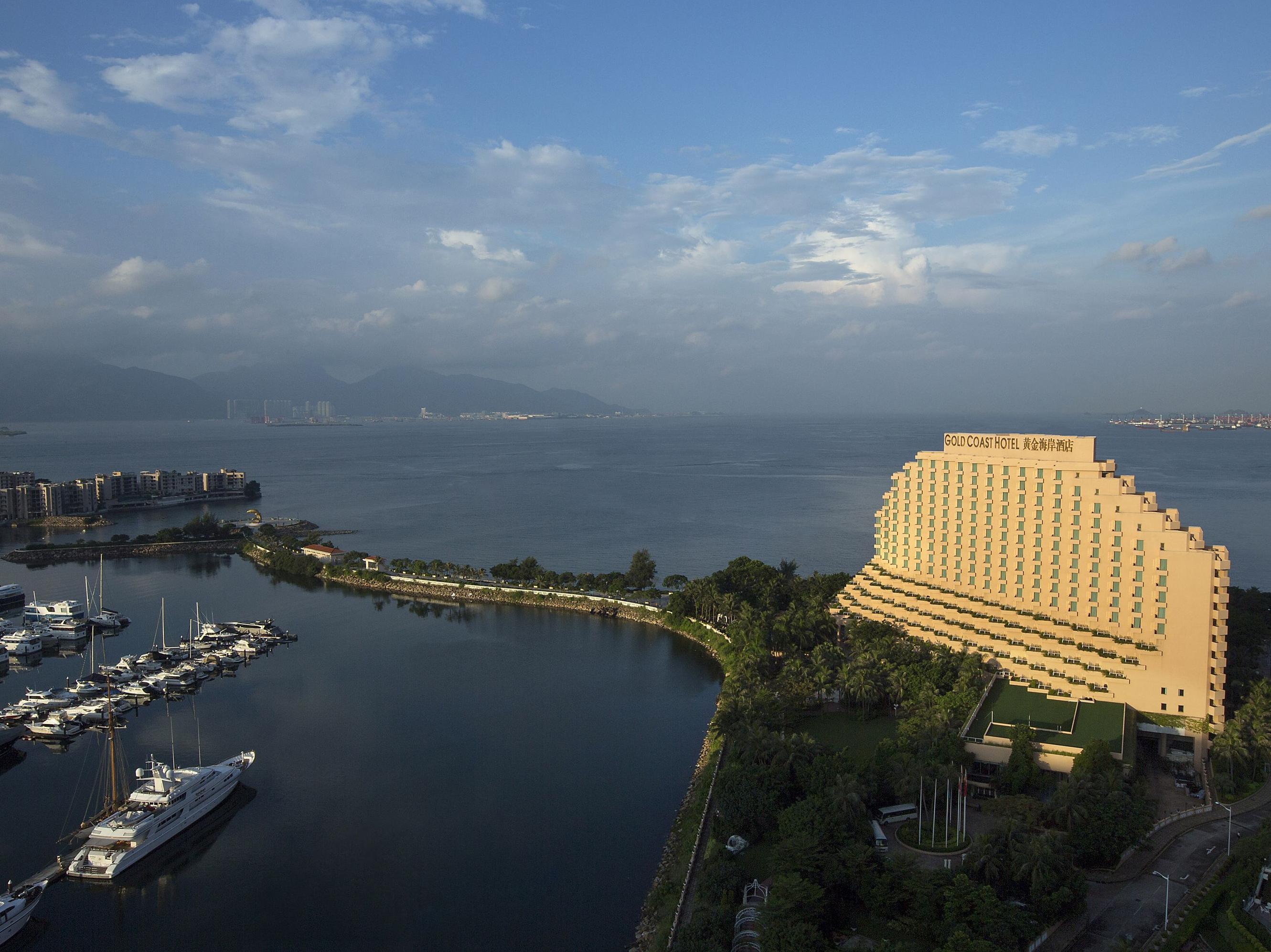 Hong Kong Gold Coast Hotel Exteriör bild The InterContinental Hong Kong