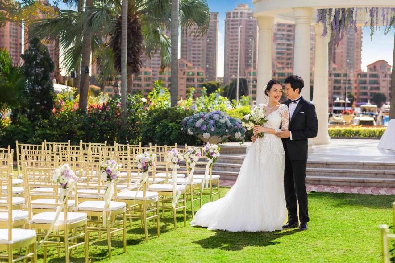 Hong Kong Gold Coast Hotel Exteriör bild Wedding at the Hotel