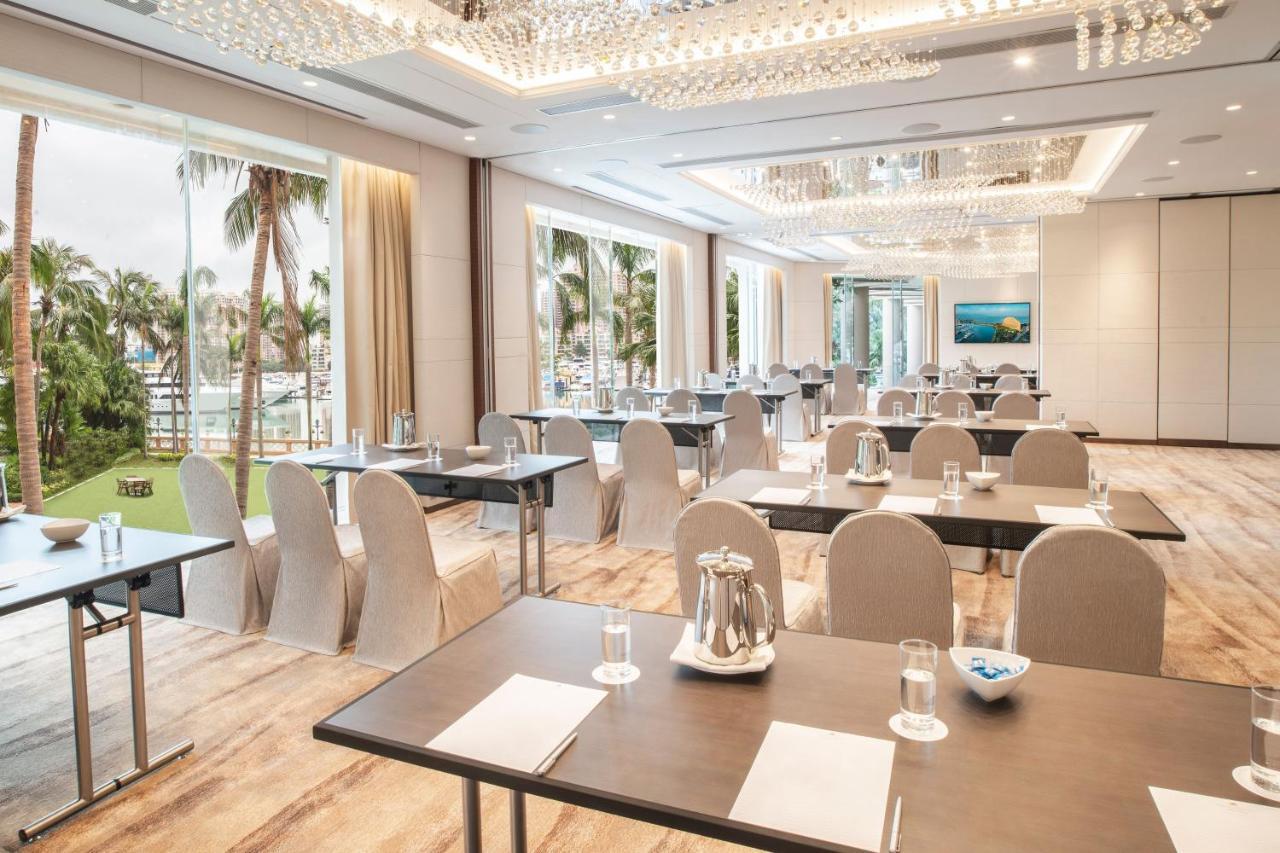 Hong Kong Gold Coast Hotel Exteriör bild Meeting room